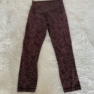 Lululemon size 4 19” align
